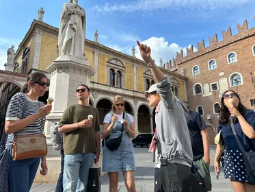 Verona-Stadtrundgang zu den wichtigsten Sehenswürdigkeiten der Stadt Verona-Stadtrundgang zu den wichtigsten Sehenswürdigkeiten der Stadt