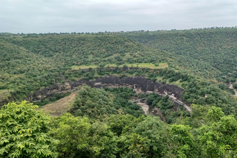 Viaje asequible en taxi desde Aurangabad a las cuevas de Ajanta y Ellora