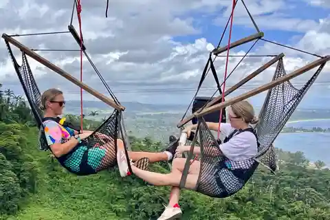 Vanuatu Jungle Chair in the Air