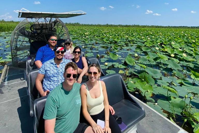 New Orleans: 10 Passenger Airboat Swamp Tour Activity without Hotel Pickup and Drop-Off