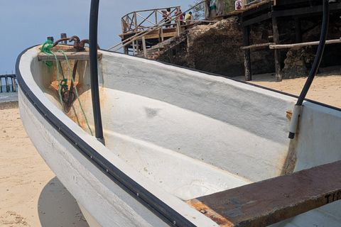 Zanzibar: Chumbe Island Coral Park Day Trip with LunchGrave Island in front of Stone Town