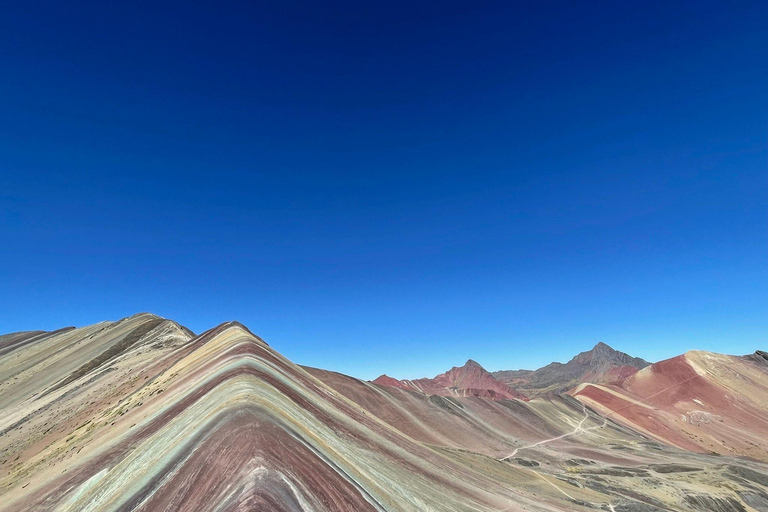 4-Day Ausangate Trek: 7 Lakes, Rainbow Mountain & Red Valley