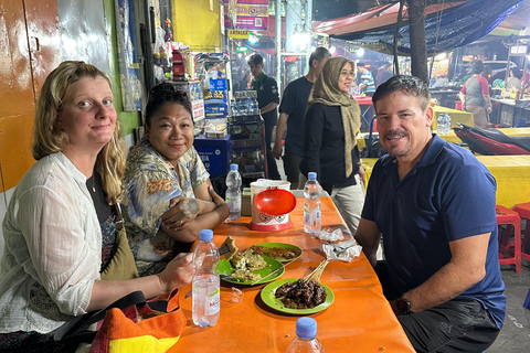Jakarta Evening City Tour with Food Tasting