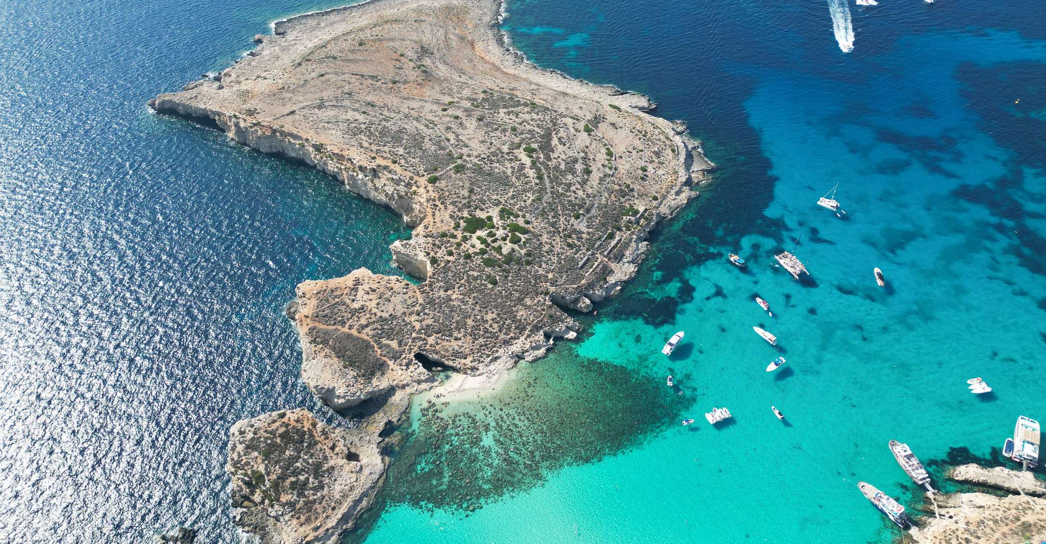 Malta, Private Boat Charter to Blue-Lagoon, Gozo & Comino - Housity