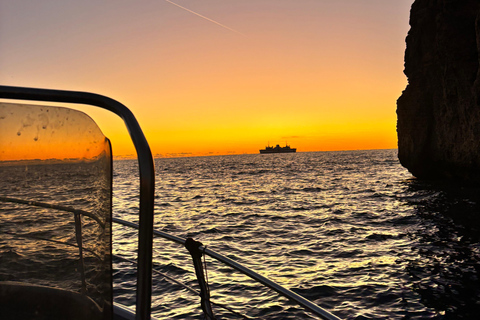 Gozo: Ix-Xatt l-Aħmar Private Boat Trip