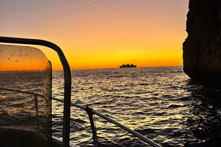 Gozo: Ix-Xatt l-Aħmar Private Boat Trip