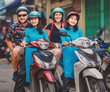 サイゴン：バイクで行く屋台グルメ＆観光ツアー