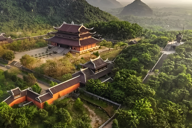 Hanoi: 4-Days UNESCO Luxury Ha Long/Lan Ha & Ninh Binh Tour 4D3N with 3-Star Overnight Cruise in Halong Bay