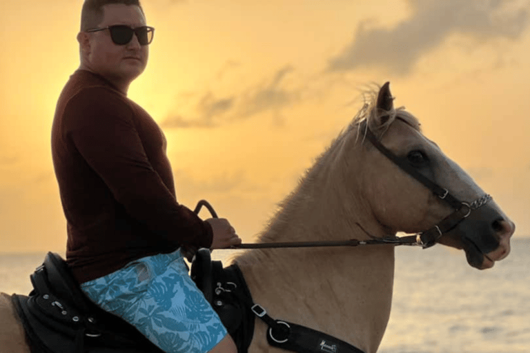 Puerto Rico : Balade à cheval au coucher du soleil sur la plage
