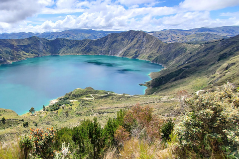 From Quito: Private Andes Tour to Cotopaxi & Quilotoa Lagoon