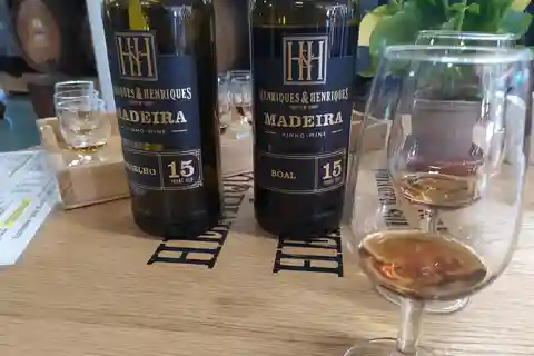 Ruta del Vino en Tuk Tuk - Isla de Madeira