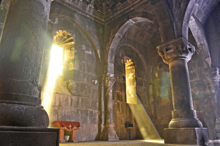 Historische Tour:Garni,Geghard,Sinfonie der Steine,Blick auf den Ararat