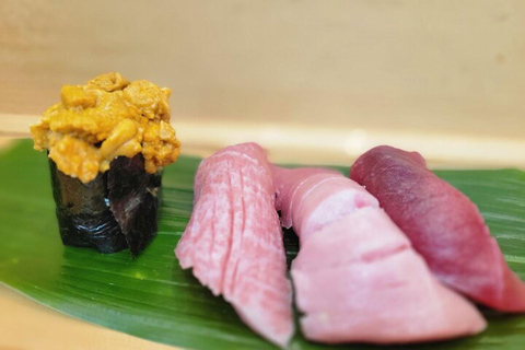 طوكيو: مزاد التونة في تويوسو وجولة في سوق تسوكيجي للأسماك