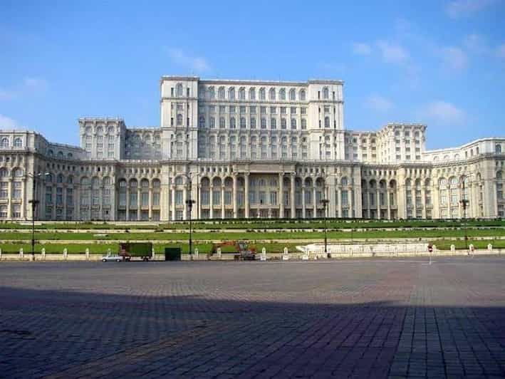 1 día: Parlamento de Bucarest, Casa de Ceaușescu y Museo del Pueblo