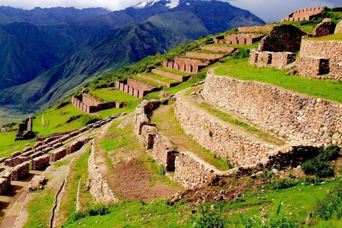 Machu Picchu and Sacred Valley 2 day tour