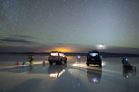 Uyuni-zoutvlakte bij zonsondergang en sterrennacht | Privérondleiding |