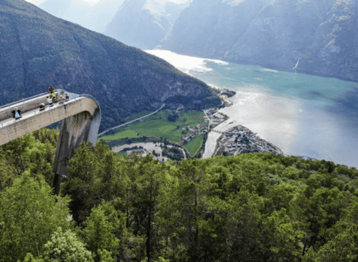 Flam: The Spectacular Stegastein Viewpoint