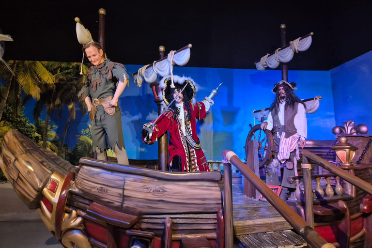 Cancun: Sky Wheel, Wax Museum, and Ripley's Combo Ticket