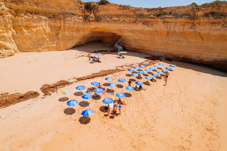 Albufeira: Catamaran Cruise with BBQ & Open Bar on the Beach