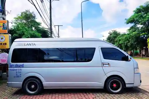 Ko Lanta: Private Van To Krabi Airport