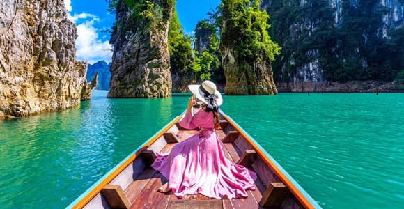 Khao Sok: Private Longtail Boat Tour at Cheow Lan Lake