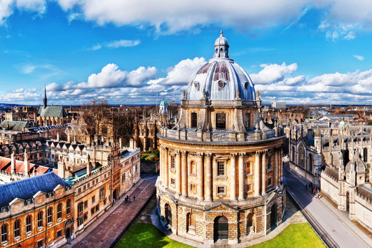 London: Stonehenge, Windsor Castle &amp; Oxford Chinese Day Trip