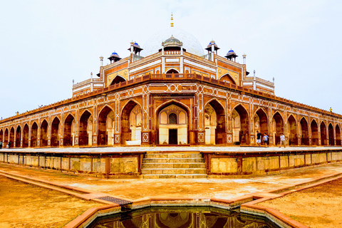 Private Full Day City Trip of Old and New Delhi Full Day Tour with Transportation, Driver, and Guide