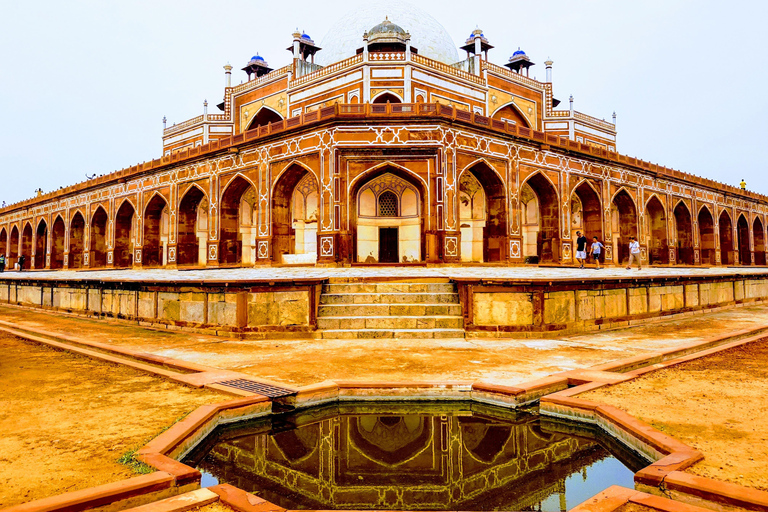 Private Full Day City Trip of Old and New Delhi Full Day Tour with Transportation, Driver, and Guide