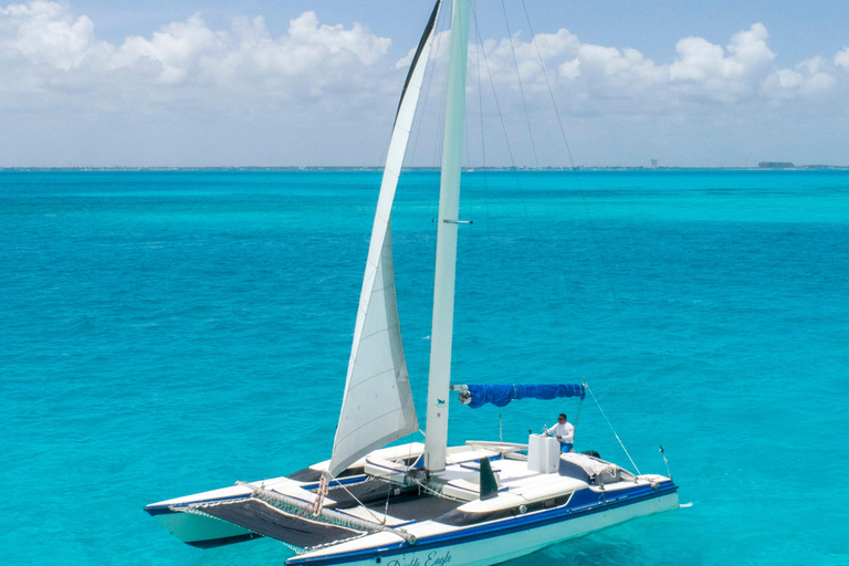 Cancún : Catamaran privé tout compris