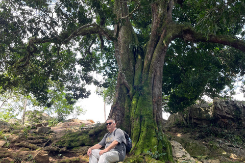 Entebbe: City Guided Walking Tour, Gardens & Uganda Rolex