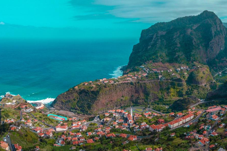 Madère : ARIEIRO PEAK, SANTANA, PONTA SÃO LOURENÇO JEEP TOURPrivé : Pic d&#039;Arieiro, Balcões, Santana &amp; Pta São Lourenço