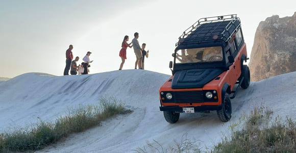 Cappadocia: Jeep Safari Tour, Sunrise Balloon Viewing Option