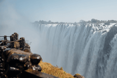 Victoria Falls: Guided Orientation Walk and Photo Tour