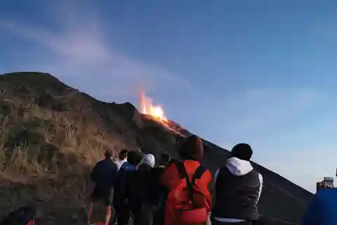 Stromboli: Sunset Trekking at Sciara del Fuoco