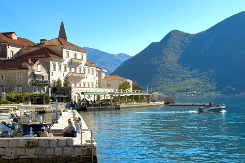 Kotor: Hop-On Hop-Off Speedboat Tour -Perast &amp; Risan
