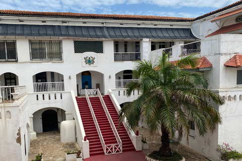 Accra : Visite guidée de la ville avec un guide régional