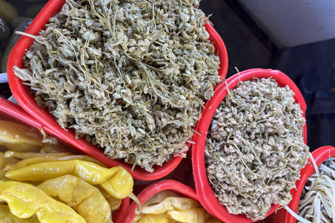 Tbilisi: Khinkali Kitchens Food Tour with 12+ Tastings