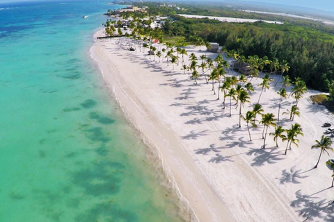 Punta Cana: Hoyo Claro Cenote and Juanillo Beach Tour