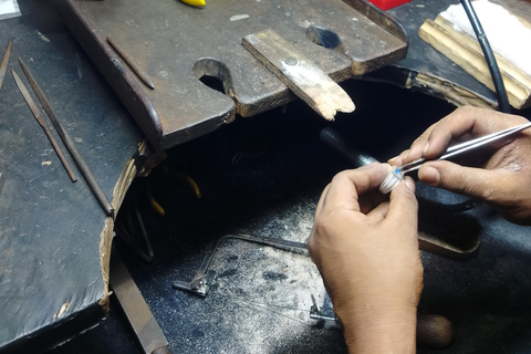 Kandy Traditional Jewelry making with gem cutting experience