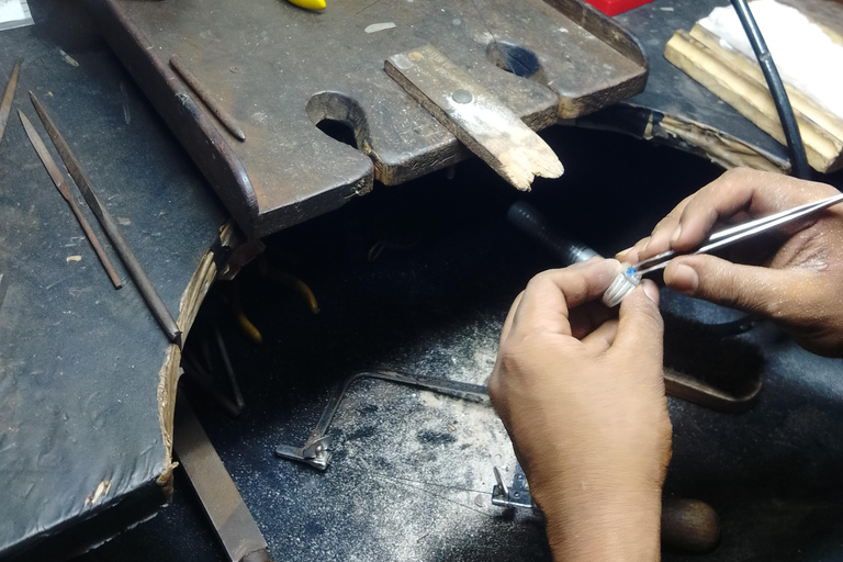 Kandy Traditional Jewelry making with gem cutting experience