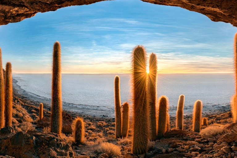 Uyuni Salt Flat 3 days private, Uyuni - Uyuni| hotel 3 ☆☆☆