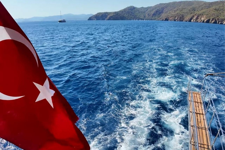 Fethiye: 12 Islands Boat Tour with Lunch and Transfers Fethiye: 12 Islands Boat Tour with Lunch without transfer