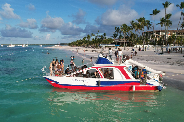 Punta Cana: Hip-Hop & Afrobeats Party Boat with Open Bar
