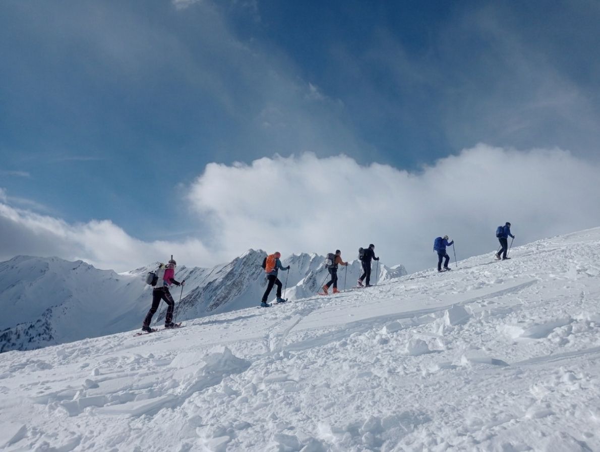 Courmayeur: Mont-Blanc-Schneeschuh-Tour mit Guide