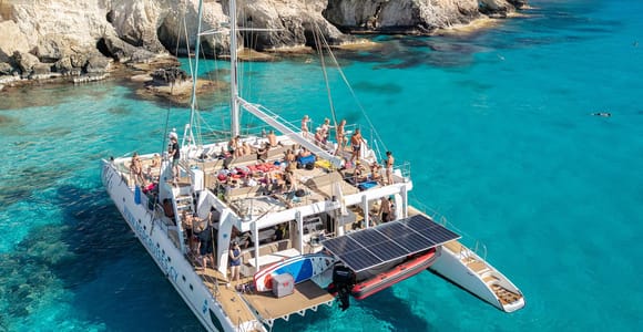Ayia Napa/Protaras: Morning Catamaran with Open Bar & Buffet