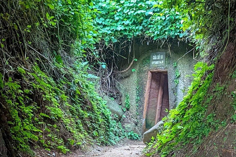 Hue: DMZ & Vinh Moc Tunnels to Phong Nha Cave Day Trip Private Tour/ Flexible Time/ Private Guide