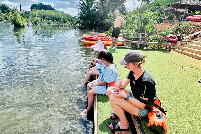 Krabi: Klong Root Kajak Aussichtspunkt, Fischfütterung und mehrProgramm D: Kajakfahren, Fischfütterung und Elefantenbad