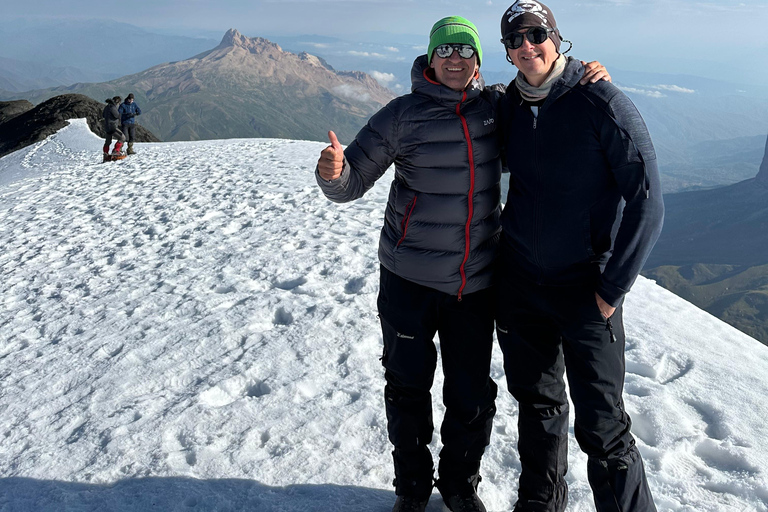 Bazarduzu 4466 m : 3-Day Trip to highest Point Azerbaijan