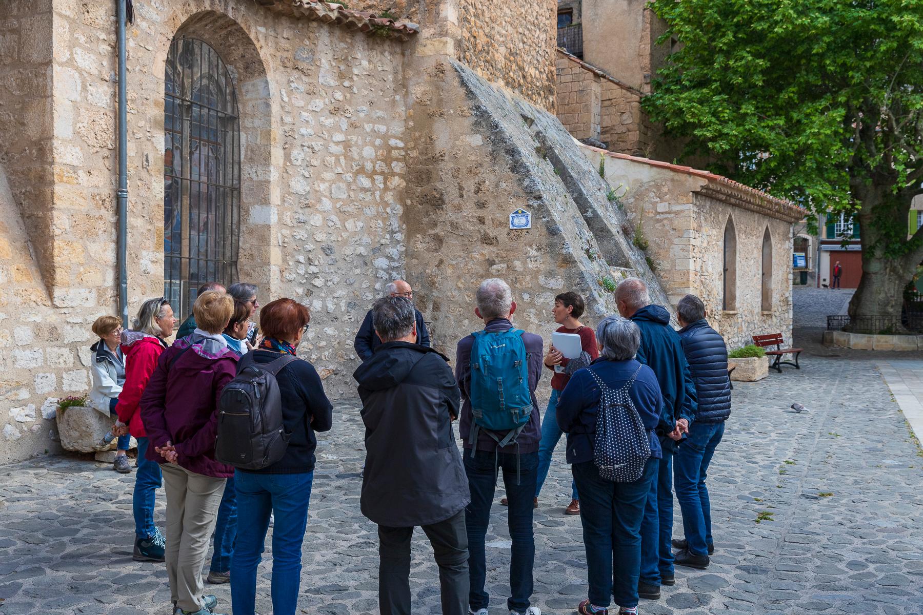 Führung durch die Altstadt von Moustiers Sainte Marie