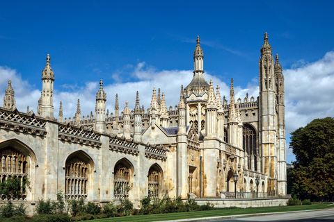 London: Cambridge-Newton to Nobel Prizes Guided Walking Tour